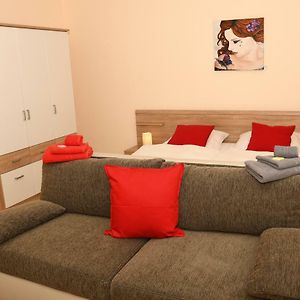 Eifellounge